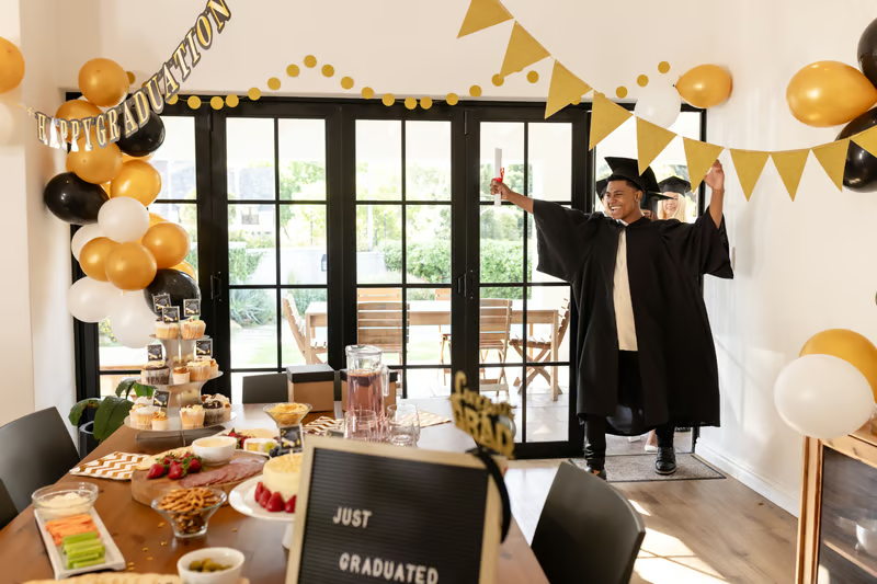 graduation party themes